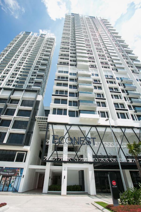 Econest Apartment By The One - Educity Nusajaya Nusajaya  Buitenkant foto